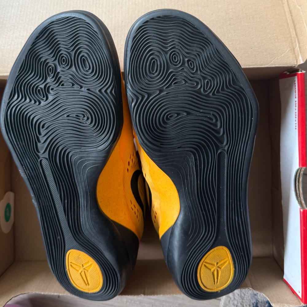 Nike Kobe 9 EM Bruce Lee OG🔥🔥🔥 - Picture 9 of 13